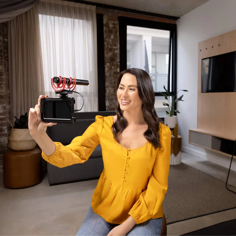 כבל זוויתי USB Type-C ל- SC15 Lightning