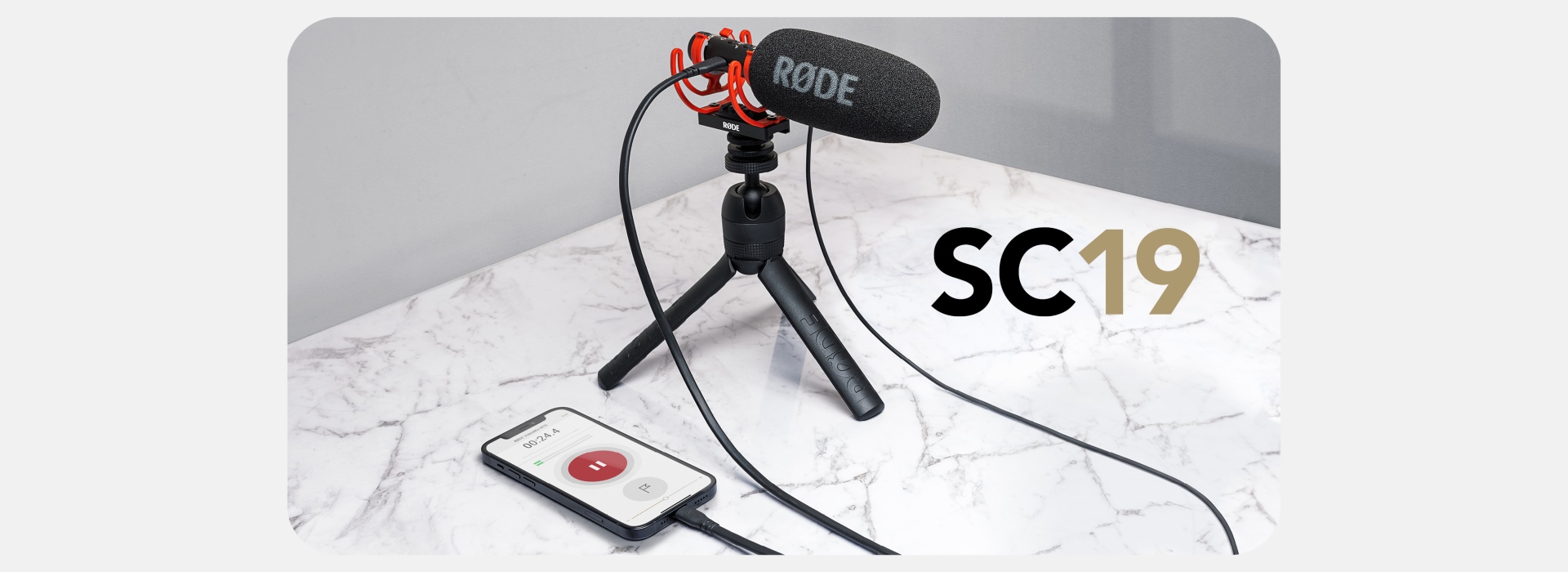 כבל USB-C ל- Lightning באורך 1.5 מטר SC19